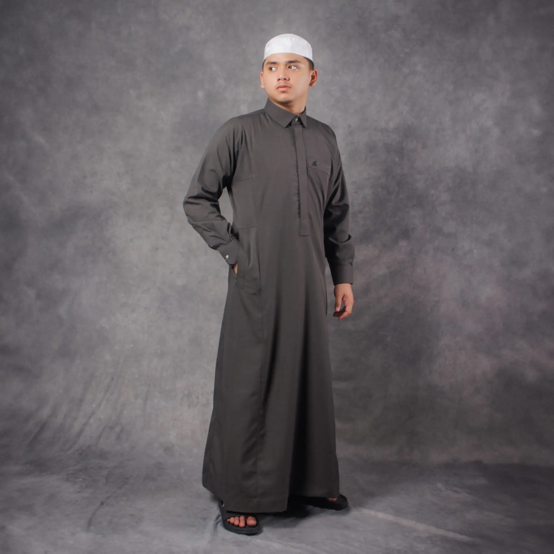 Gamis Fakheer Dark Greey